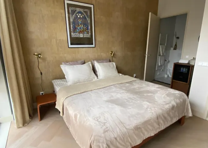 Gorgeous Room Near Haarlem Station, City Center
